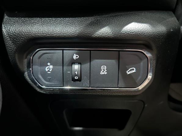 Haval Jolion I Рестайлинг с пробегом 2024 года, цена 1 999 000 рублей, 30446 км, внедорожник, Автокод Объявления