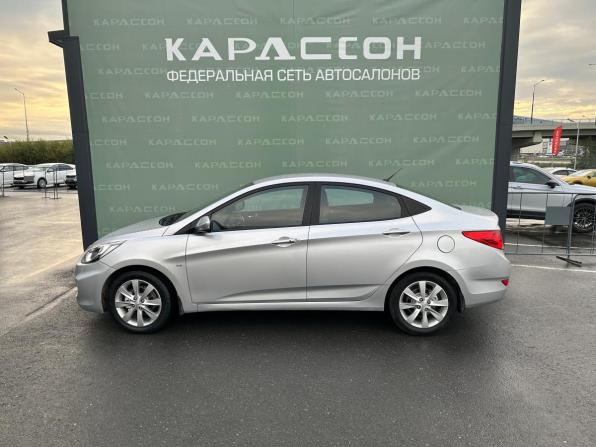 Hyundai Solaris I с пробегом 2011 года, цена 995 000 рублей, 56608 км, седан, Автокод Объявления