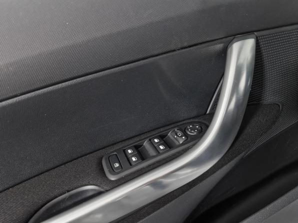 Peugeot 408 I с пробегом 2016 года, цена 659 000 рублей, 131024 км, седан, Автокод Объявления