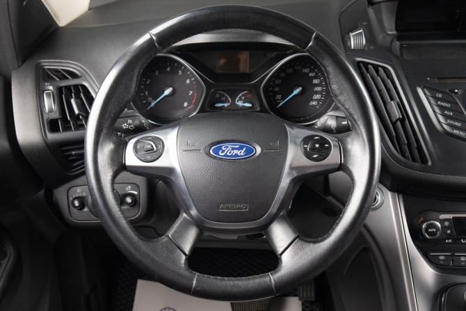 Ford Kuga II с пробегом 2016 года, цена 1 299 000 рублей, 194851 км, внедорожник, Автокод Объявления