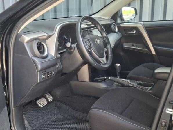 Toyota RAV4 IV (XA40) Рестайлинг с пробегом 2018 года, цена 2 285 000 рублей, 148136 км, внедорожник, Автокод Объявления