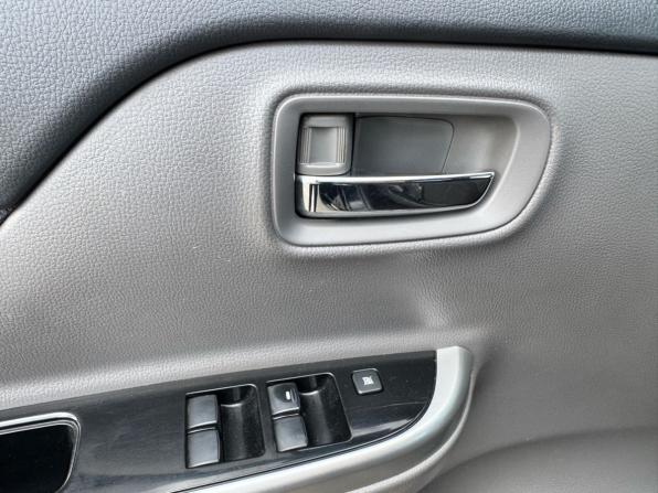 Mitsubishi L200 V с пробегом 2015 года, цена 1 859 900 рублей, 212000 км, offers.body_type.unknown, Автокод Объявления