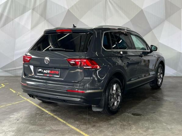 Volkswagen Tiguan II с пробегом 2017 года, цена 1 950 000 рублей, 160023 км, внедорожник, Автокод Объявления