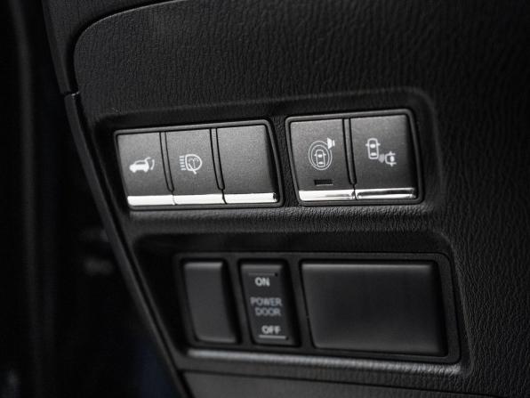 Infiniti QX80 I Рестайлинг с пробегом 2015 года, цена 3 200 000 рублей, 210000 км, внедорожник, Автокод Объявления