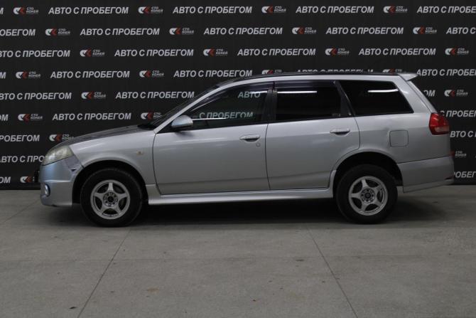 Nissan Wingroad II (Y11) Рестайлинг с пробегом 2004 года, цена 330 000 рублей, 261000 км, универсал, Автокод Объявления