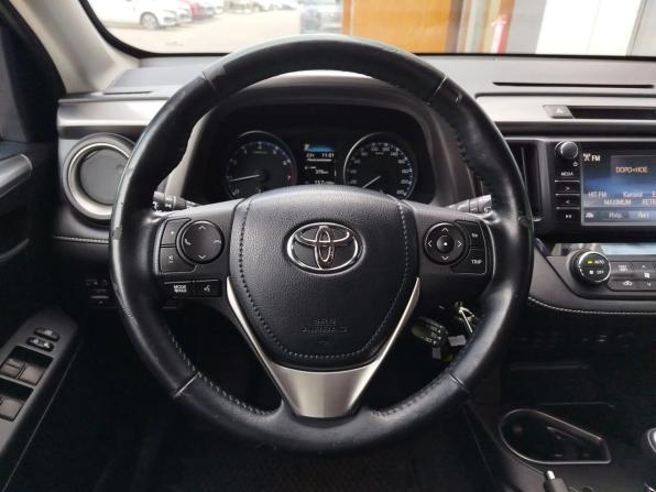 Toyota RAV4 IV (XA40) Рестайлинг с пробегом 2017 года, цена 2 345 000 рублей, 108191 км, внедорожник, Автокод Объявления