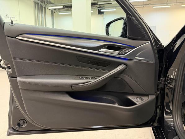 BMW 5 серии VII (G30/G31/G38) Рестайлинг с пробегом 2023 года, цена 6 890 000 рублей, 57441 км, седан, Автокод Объявления
