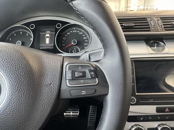 Volkswagen Passat B7 с пробегом 2013 года, цена 1 099 000 рублей, 235723 км, универсал, Автокод Объявления