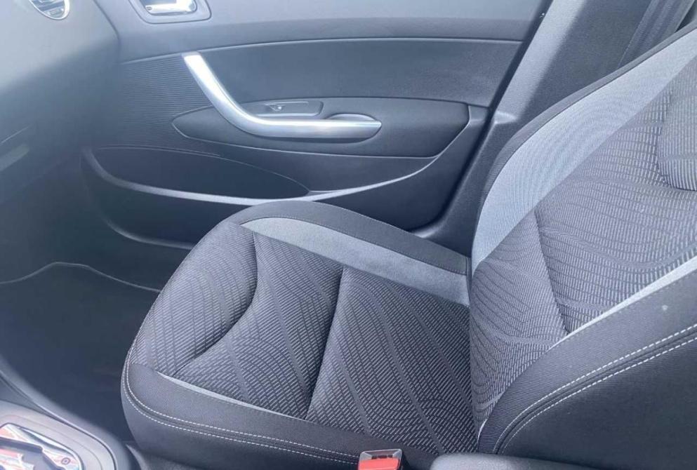 Peugeot 408 I Красноярск  - изображение 24