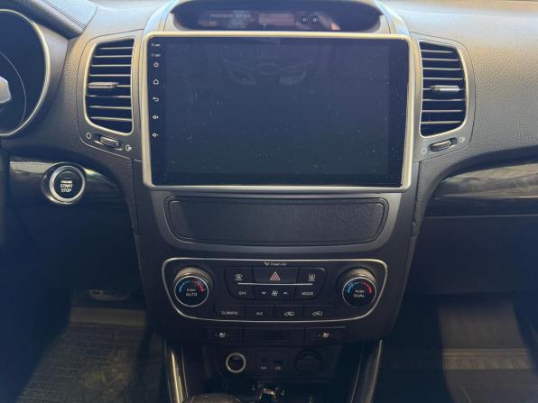 Kia Sorento II Рестайлинг с пробегом 2012 года, цена 1 590 000 рублей, 147000 км, внедорожник, Автокод Объявления