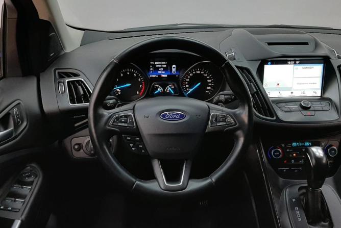 Ford Kuga II Рестайлинг с пробегом 2017 года, цена 1 370 000 рублей, 217366 км, внедорожник, Автокод Объявления
