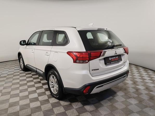 Mitsubishi Outlander III Рестайлинг 3 с пробегом 2019 года, цена 1 999 000 рублей, 135978 км, внедорожник, Автокод Объявления