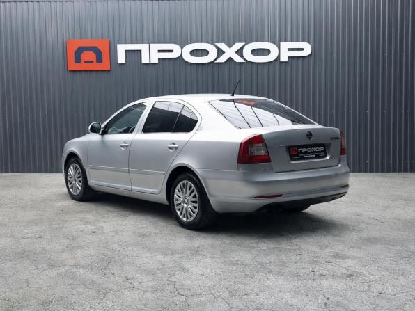 Skoda Octavia II (A5) Рестайлинг с пробегом 2011 года, цена 867 000 рублей, 157148 км, лифтбек, Автокод Объявления