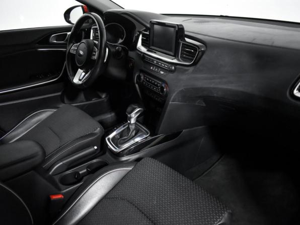 Kia Ceed III с пробегом 2019 года, цена 1 633 500 рублей, 97370 км, хэтчбек, Автокод Объявления
