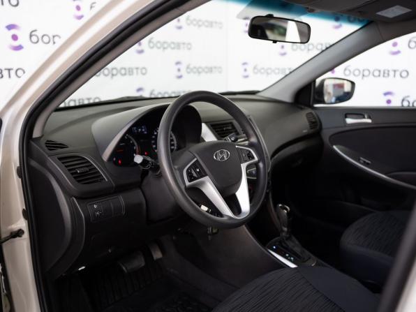 Hyundai Solaris I Рестайлинг с пробегом 2016 года, цена 1 230 000 рублей, 79374 км, седан, Автокод Объявления