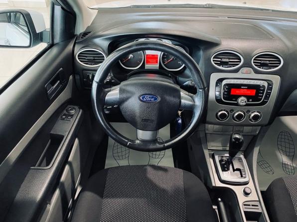 Ford Focus II Рестайлинг с пробегом 2008 года, цена 750 000 рублей, 113000 км, хэтчбек, Автокод Объявления