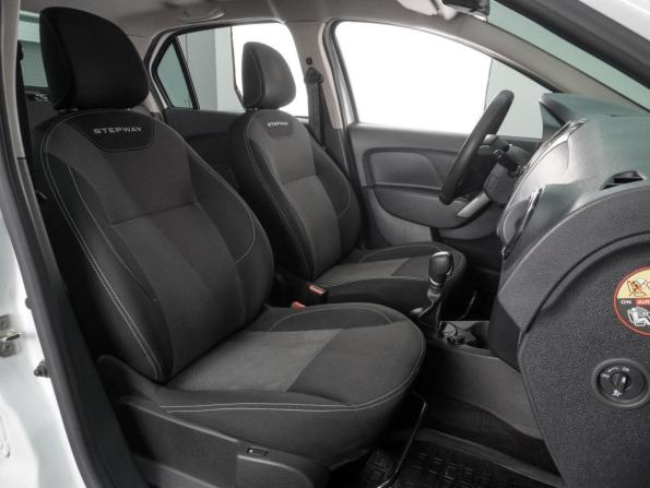 Renault Logan II Рестайлинг с пробегом 2022 года, цена 1 230 000 рублей, 91332 км, седан, Автокод Объявления