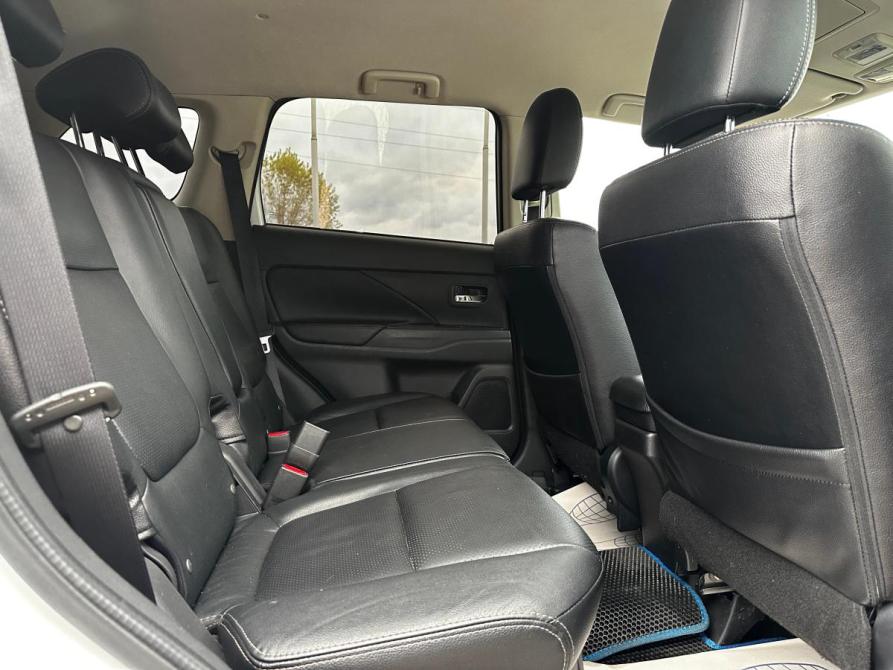 Mitsubishi Outlander III Рестайлинг 2 Уфа  - изображение 16