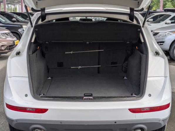 Audi Q5 I (8R) с пробегом 2011 года, цена 1 299 000 рублей, 217100 км, внедорожник, Автокод Объявления