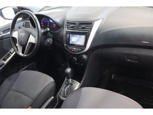 Hyundai Solaris I с пробегом 2014 года, цена 799 000 рублей, 155830 км, седан, Автокод Объявления
