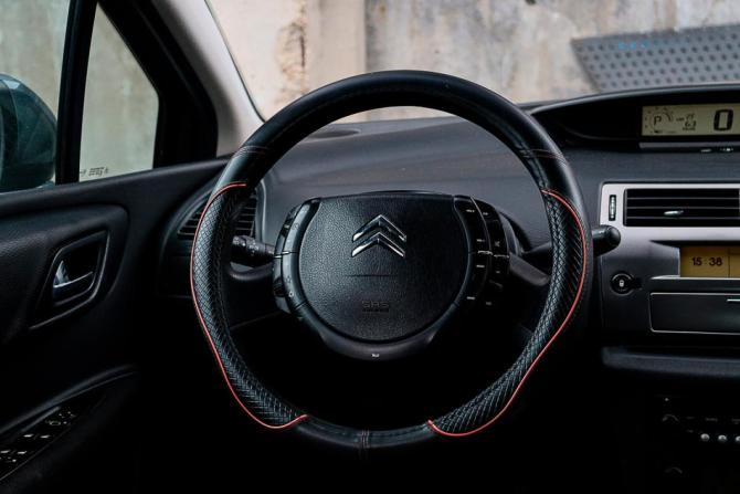 Citroen C4 I Рестайлинг с пробегом 2010 года, цена 299 000 рублей, 190655 км, хэтчбек, Автокод Объявления