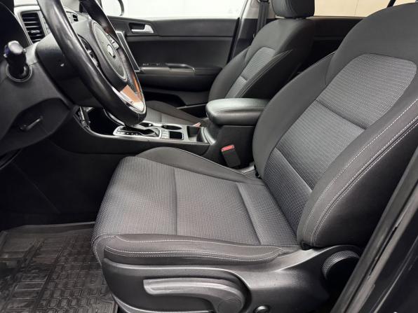 Kia Sportage IV Рестайлинг с пробегом 2021 года, цена 2 623 000 рублей, 63865 км, внедорожник, Автокод Объявления