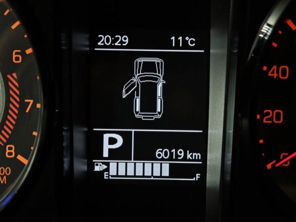 Suzuki Jimny IV с пробегом 2024 года, цена 3 650 000 рублей, 6018 км, внедорожник, Автокод Объявления