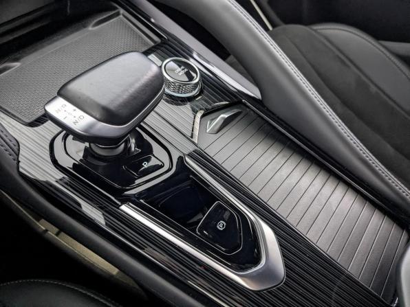Geely Monjaro I с пробегом 2024 года, цена 3 450 000 рублей, 35599 км, внедорожник, Автокод Объявления