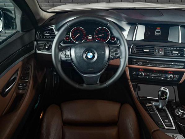 BMW 5 серии VI (F10/F11/F07) Рестайлинг с пробегом 2015 года, цена 2 000 000 рублей, 146284 км, седан, Автокод Объявления