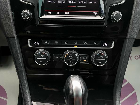 Volkswagen Golf VII с пробегом 2014 года, цена 1 370 000 рублей, 202827 км, хэтчбек, Автокод Объявления