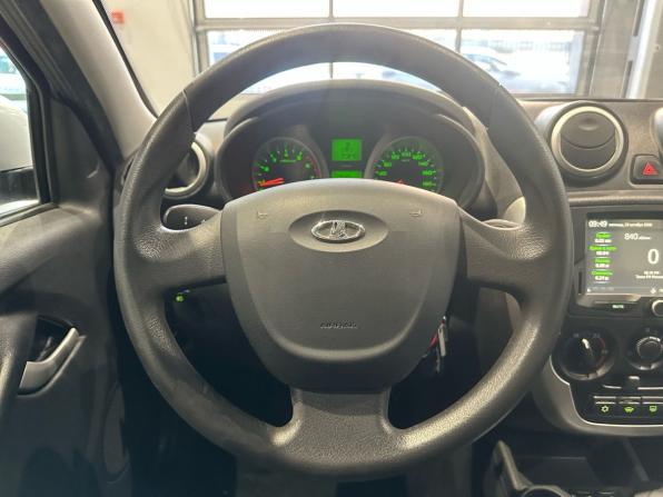 Lada (ВАЗ) Granta I с пробегом 2015 года, цена 415 000 рублей, 94099 км, лифтбек, Автокод Объявления