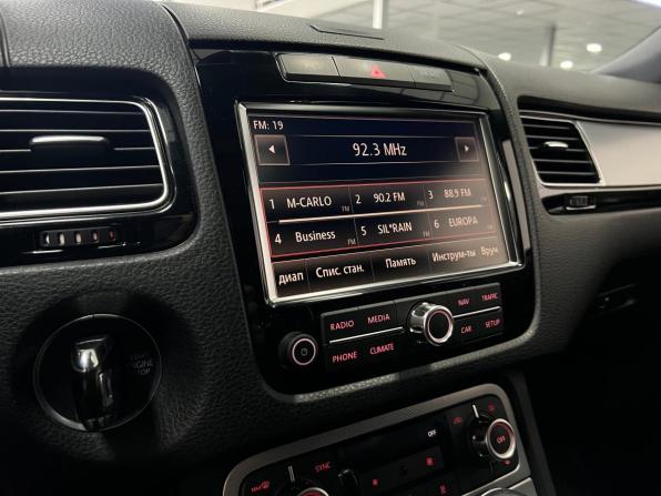 Volkswagen Touareg II с пробегом 2014 года, цена 2 360 000 рублей, 240089 км, внедорожник, Автокод Объявления