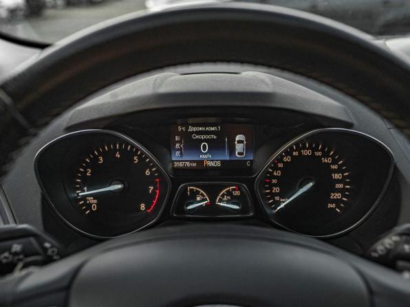 Ford Kuga II Рестайлинг с пробегом 2018 года, цена 1 182 000 рублей, 318592 км, внедорожник, Автокод Объявления