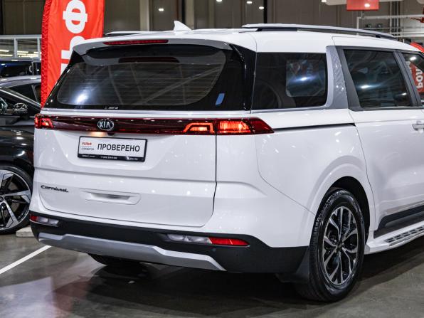 Kia Carnival IV с пробегом 2021 года, цена 3 529 700 рублей, 132363 км, минивэн, Автокод Объявления