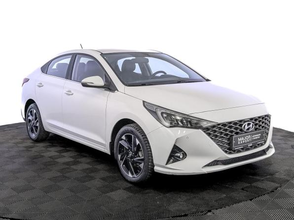 Hyundai Solaris II Рестайлинг с пробегом 2022 года, цена 1 799 000 рублей, 84425 км, седан, Автокод Объявления
