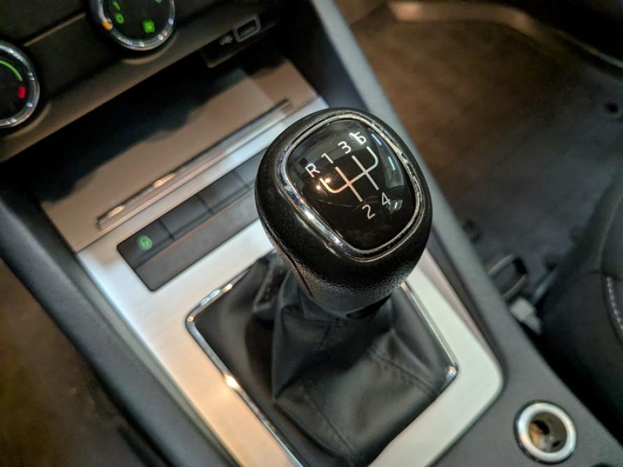 Skoda Octavia III (A7) Рестайлинг Москва  - изображение 19