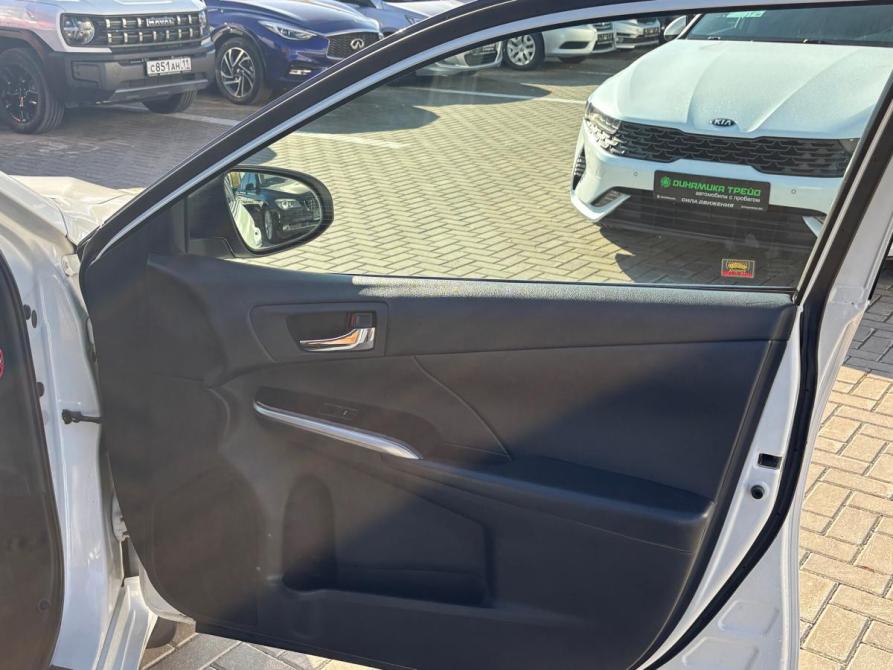 Toyota Camry VII (XV50) Рестайлинг Сыктывкар  - изображение 8