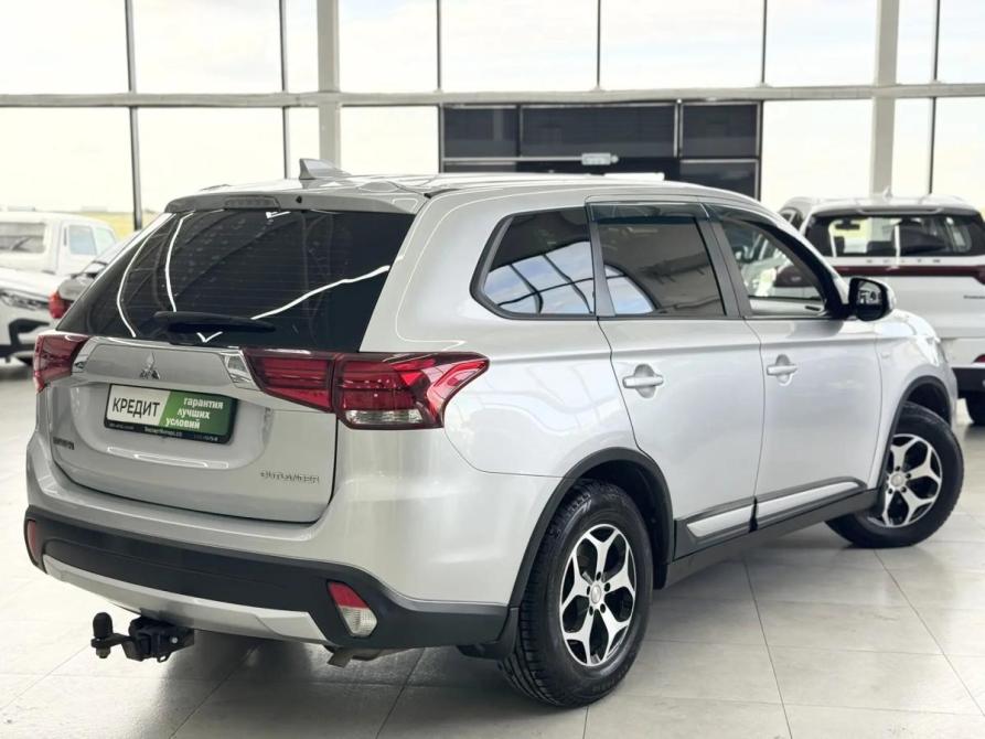 Mitsubishi Outlander III Рестайлинг 3 Шахты  - изображение 9
