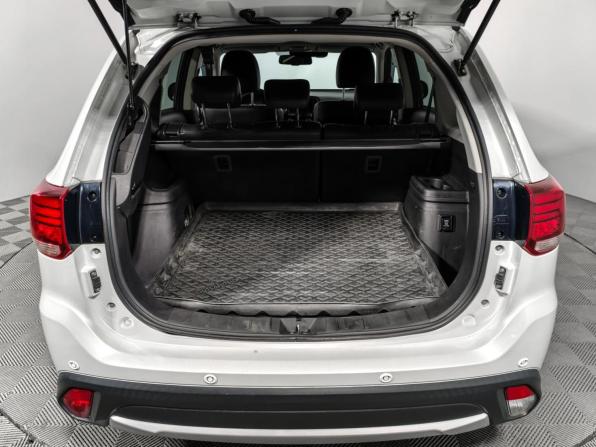 Mitsubishi Outlander III Рестайлинг 2 с пробегом 2017 года, цена 2 100 000 рублей, 165522 км, внедорожник, Автокод Объявления