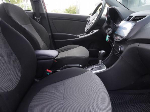 Hyundai Solaris I с пробегом 2012 года, цена 863 000 рублей, 83818 км, седан, Автокод Объявления