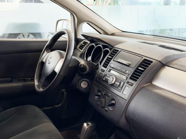 Nissan Tiida I Рестайлинг с пробегом 2010 года, цена 775 000 рублей, 211194 км, хэтчбек, Автокод Объявления