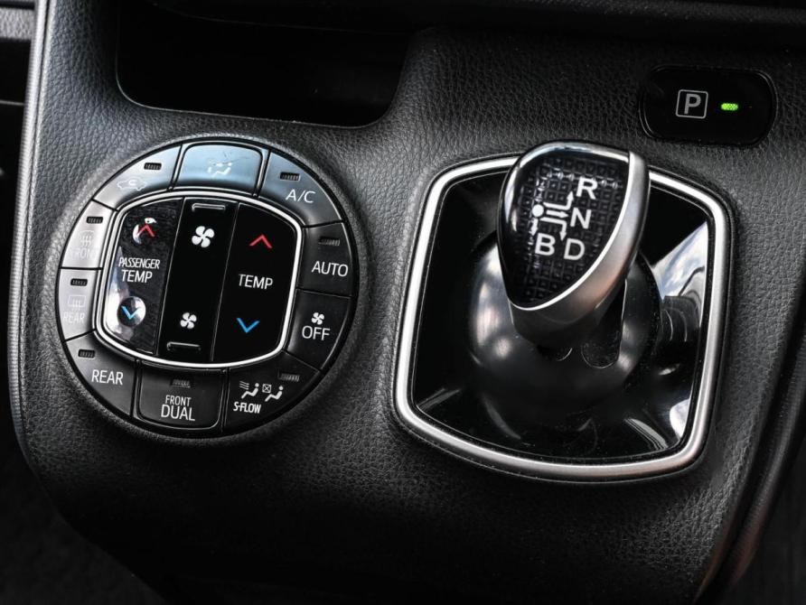 Toyota Noah III (R80) Новороссийск  - изображение 21