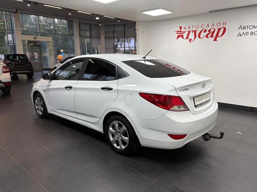 Hyundai Solaris I Киров  - изображение 6