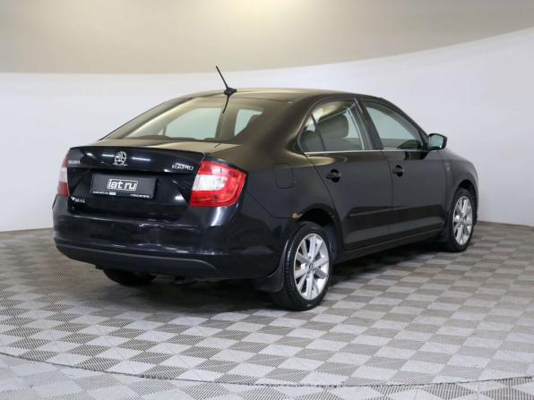Skoda Rapid I с пробегом 2017 года, цена 825 000 рублей, 195471 км, лифтбек, Автокод Объявления