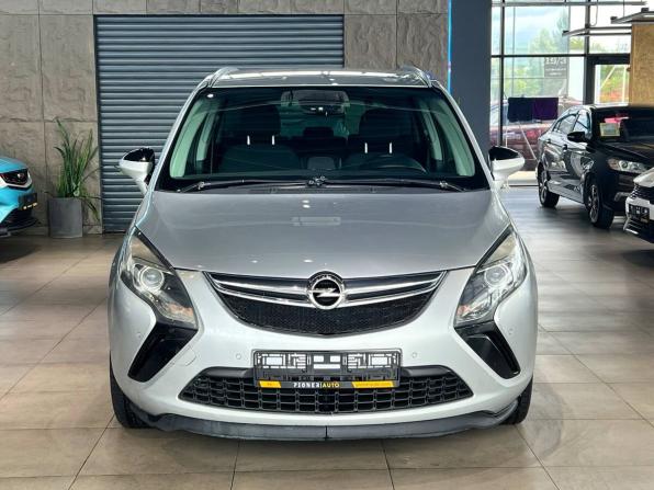 Opel Zafira C с пробегом 2014 года, цена 995 000 рублей, 228400 км, компактвэн, Автокод Объявления