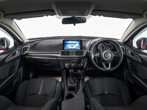 Mazda Axela III Рестайлинг с пробегом 2018 года, цена 1 500 000 рублей, 99634 км, хэтчбек, Автокод Объявления