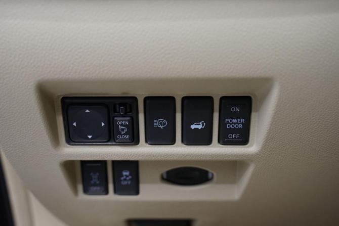 Infiniti FX II (S51) Рестайлинг с пробегом 2013 года, цена 2 155 000 рублей, 175000 км, внедорожник, Автокод Объявления