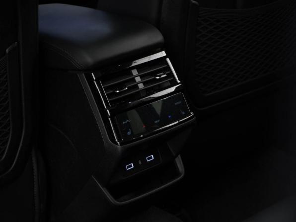 Geely Monjaro I с пробегом 2024 года, цена 3 449 050 рублей, 28470 км, внедорожник, Автокод Объявления