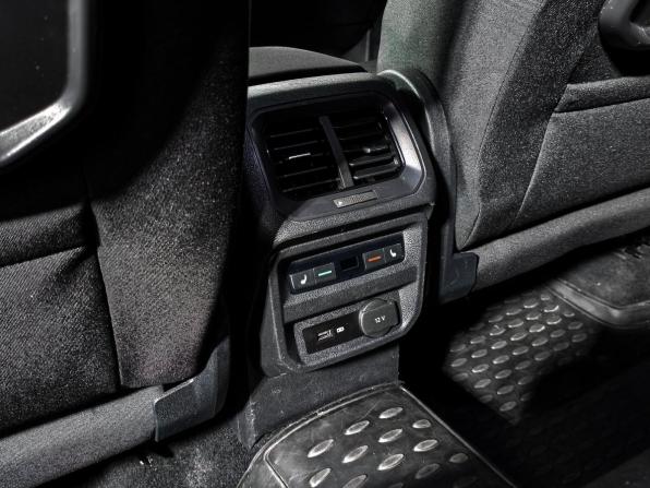 Volkswagen Tiguan II с пробегом 2020 года, цена 2 100 000 рублей, 107756 км, внедорожник, Автокод Объявления