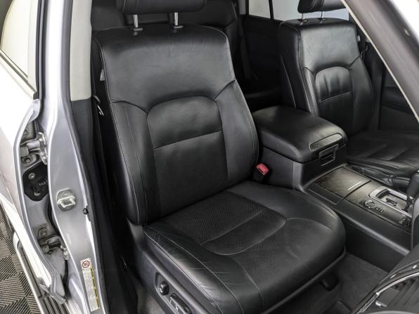 Toyota Land Cruiser 200 Series Рестайлинг 1 с пробегом 2013 года, цена 4 000 000 рублей, 239075 км, внедорожник, Автокод Объявления